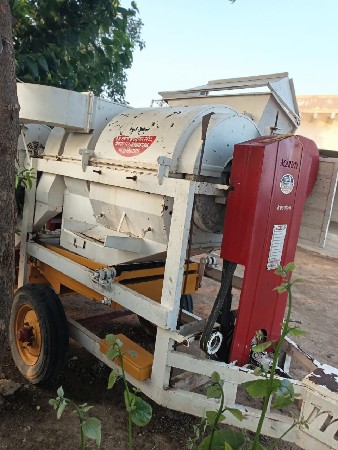 threshar vechvanu chhe