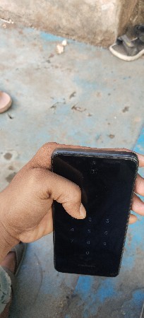 આ મોબાઈલ વેચવાનો છે