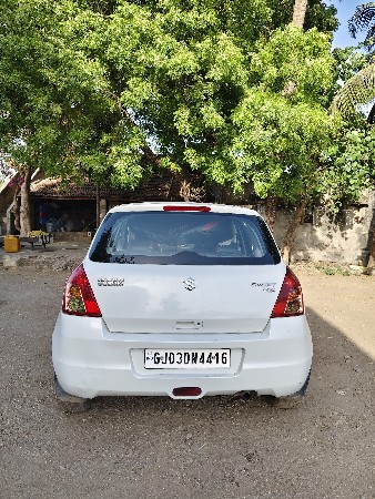 સ્વિફ્ટ ગાડી