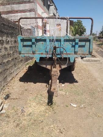 ટ્રેલર વેચવાનું છે ફોરવીલ