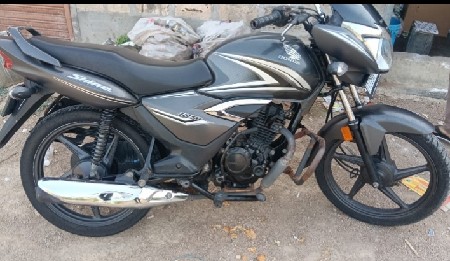 વેચવાનું છે.