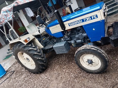 स्वराज 735FE v1