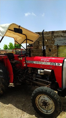 ટ્રેક્ટર વેચવાનું છે