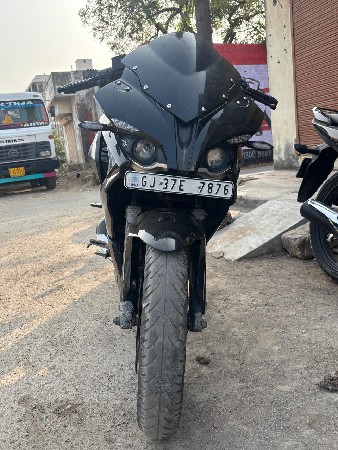 rs 200 tip top condition