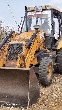 jcb વેચવાનું છે