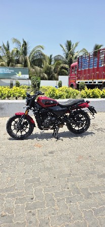 વેચવાનું છે.