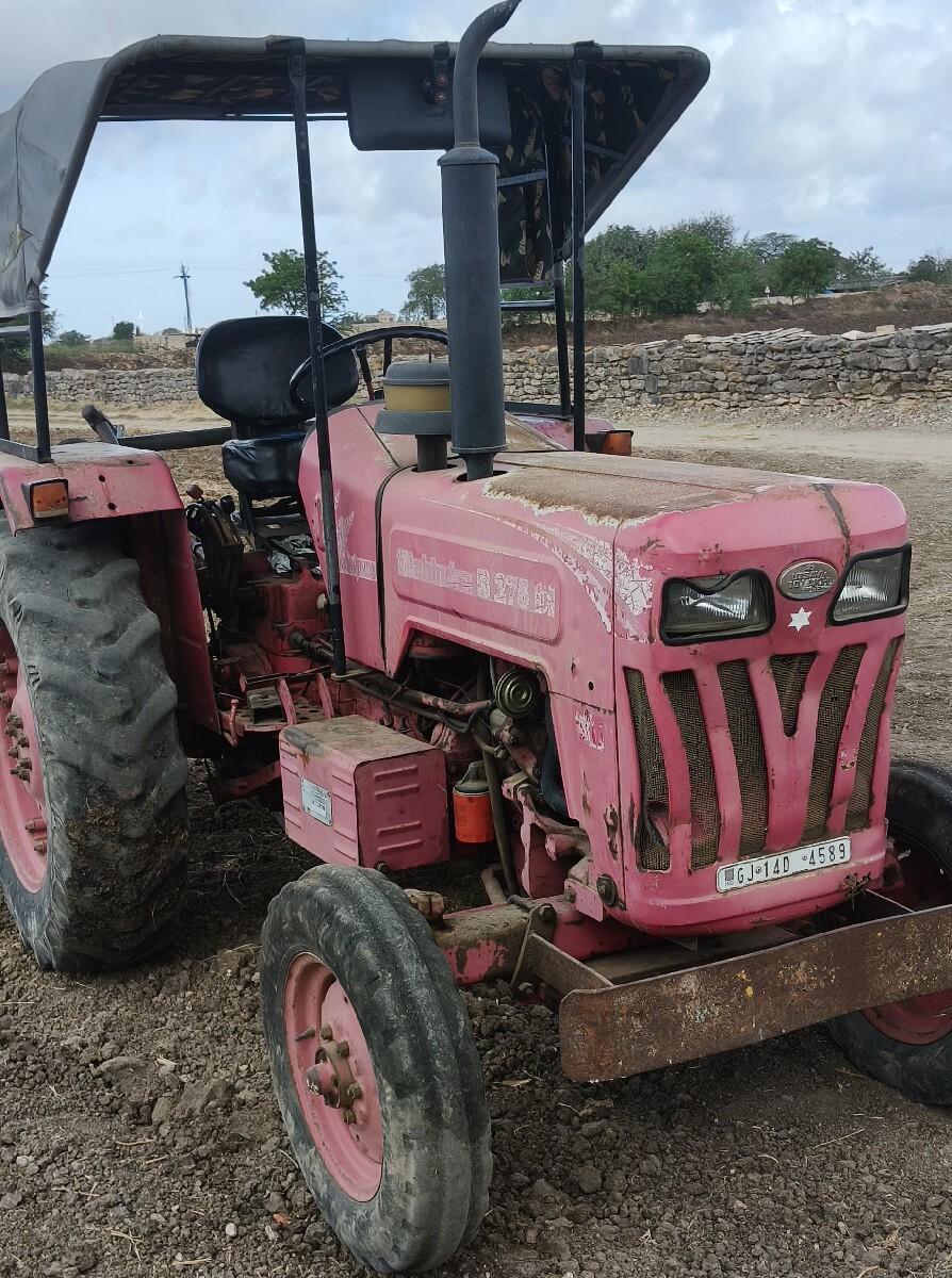 ટ્રેક્ટર વેચવાનું છે