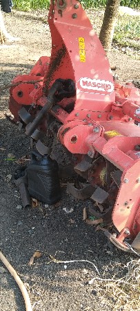 રોટાવેટર વેચવાનું છે