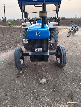 ન્યુ હોલેન્ડ 3230 કંપની ટાયર