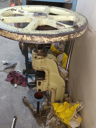 પ્રેસ હેન્ડ