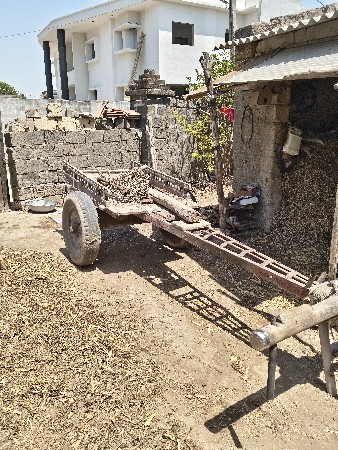 રેકડો વેંચવાનો છે