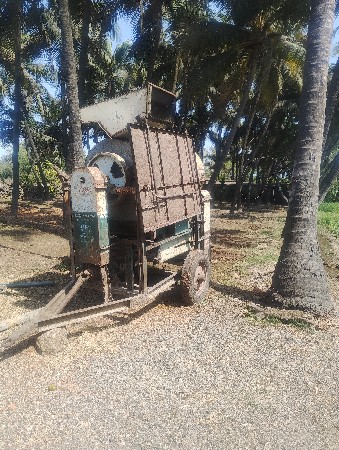 થ્રેશર વેચવાનું છે