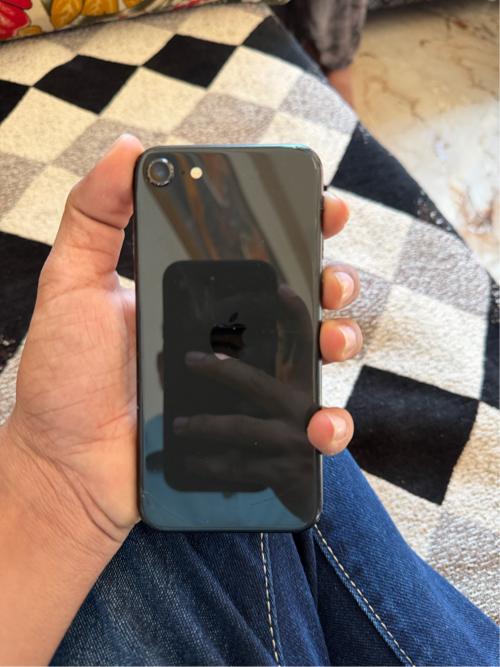 64 gb black battery health mast