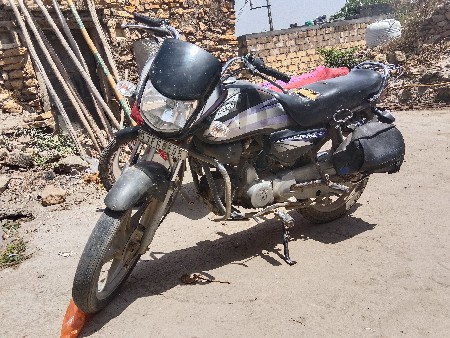 વેચવાનું છે.