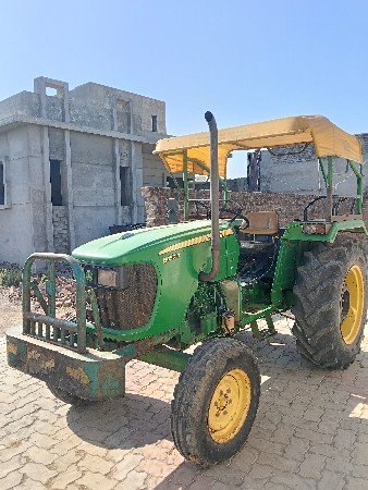 john deere 5050d