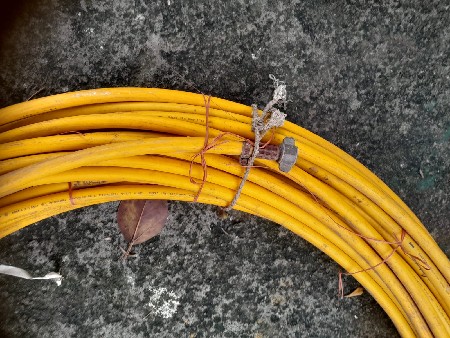 ટાકાની નળી વેચવાની છે