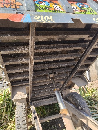 ટ્રોલી વેચવા ની છે