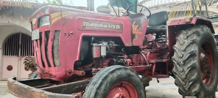 ટ્રેક્ટર વેચવાનું છે