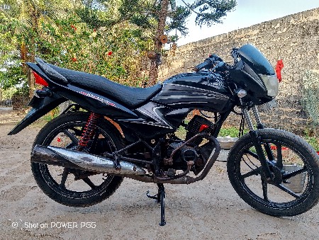 આ ગાડી વેચવાની છે