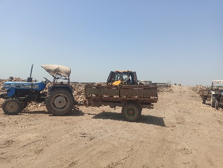 ટ્રેક્ટર વેચવાનુ છે