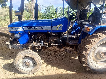 sonalika 740 2011 model