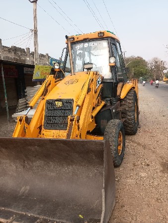 વેચવાનું છે jcb