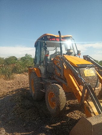 JCB VECHVANU CHHE