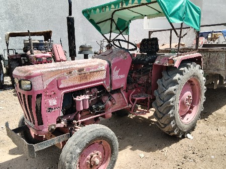 મહિન્દ્રા 275