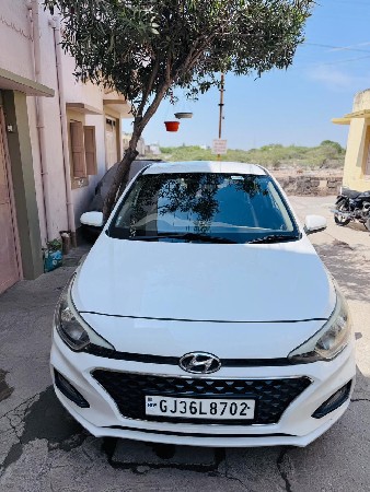 હ્યુન્ડાઈ i20 ઇલાઈટ પેટ્રોલ