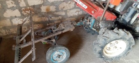 શિંગળા વાળું ઓજાર સાથે