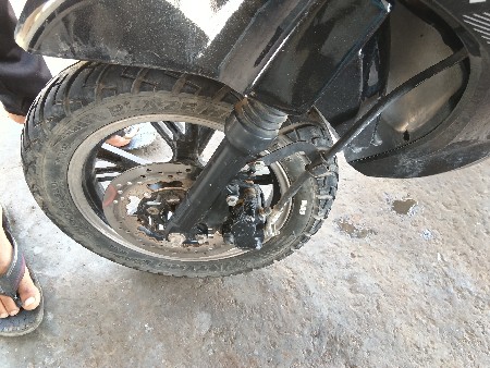 બેટરી વાડી ગાડી