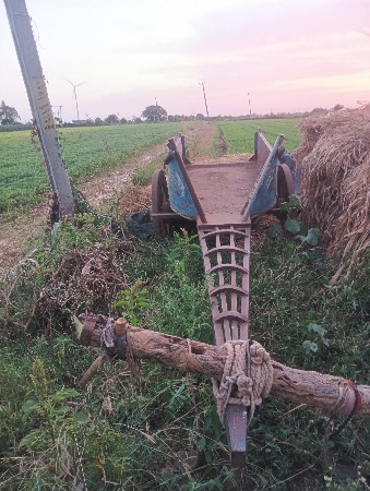 બળદ ગાડું વેચવાનુ છે