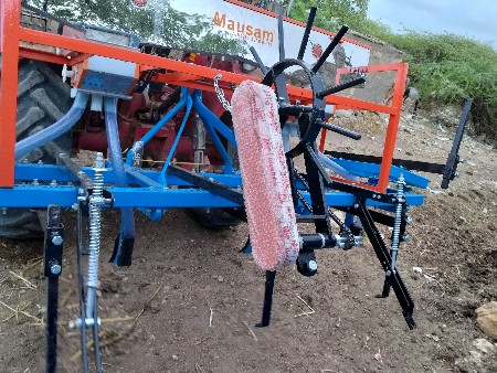 મોસમની ઓરણી વેચવાની છે