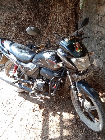 ગાડી વેચવાની છે