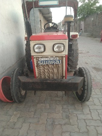 સ્વરાજ 724 FE વેચવાનું છે