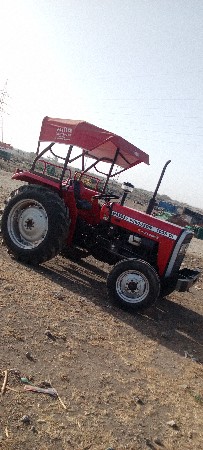 ટ્રેક્ટર વેચવાનુ છે