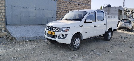 mahindra imperio campar