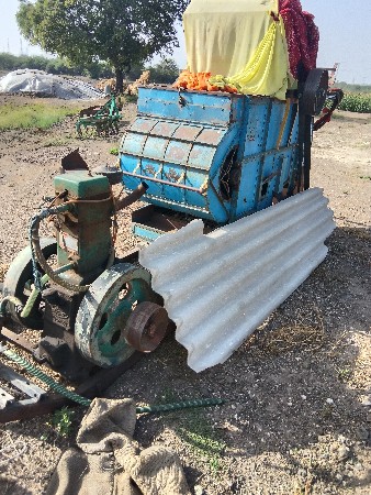 માંડવી કાઢવાનું હલર