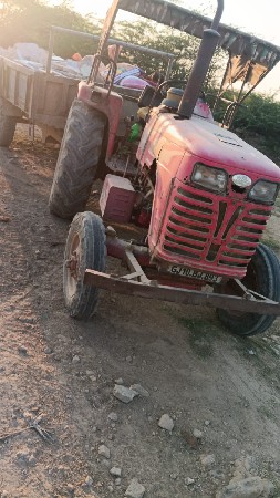 સરપંચ ટ્રેક્ટર