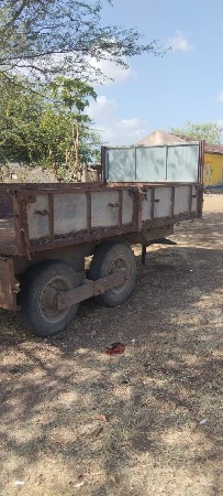 ટ્રોલી વેચવાની છે