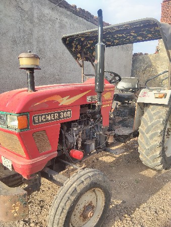 Eicher 368 tractor