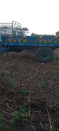 ટેલર વેચવાનું છે