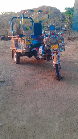 રીક્ષા વેચવાની છે