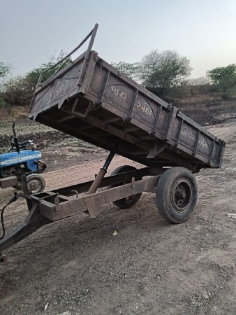90   ફૂટ  બુક વાળી ટોલી