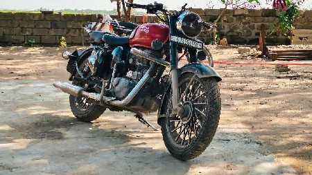 🏍️ Royal Enfield Bullet 350 🏍️