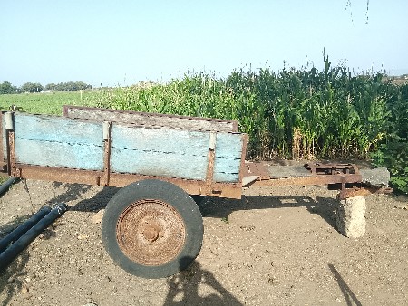 વેચવાની છે