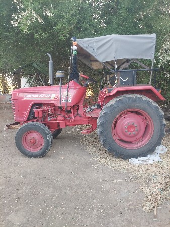 MAHINDRA TREKTAR 275