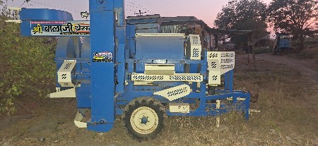 ફુકણી વેચવાની છે