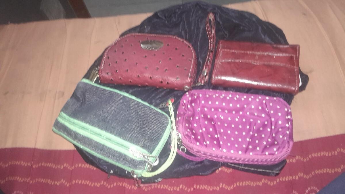 pakit(purs)