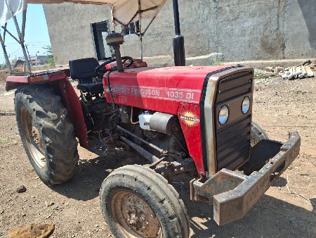 ટ્રેકટર વેચવાનું છે